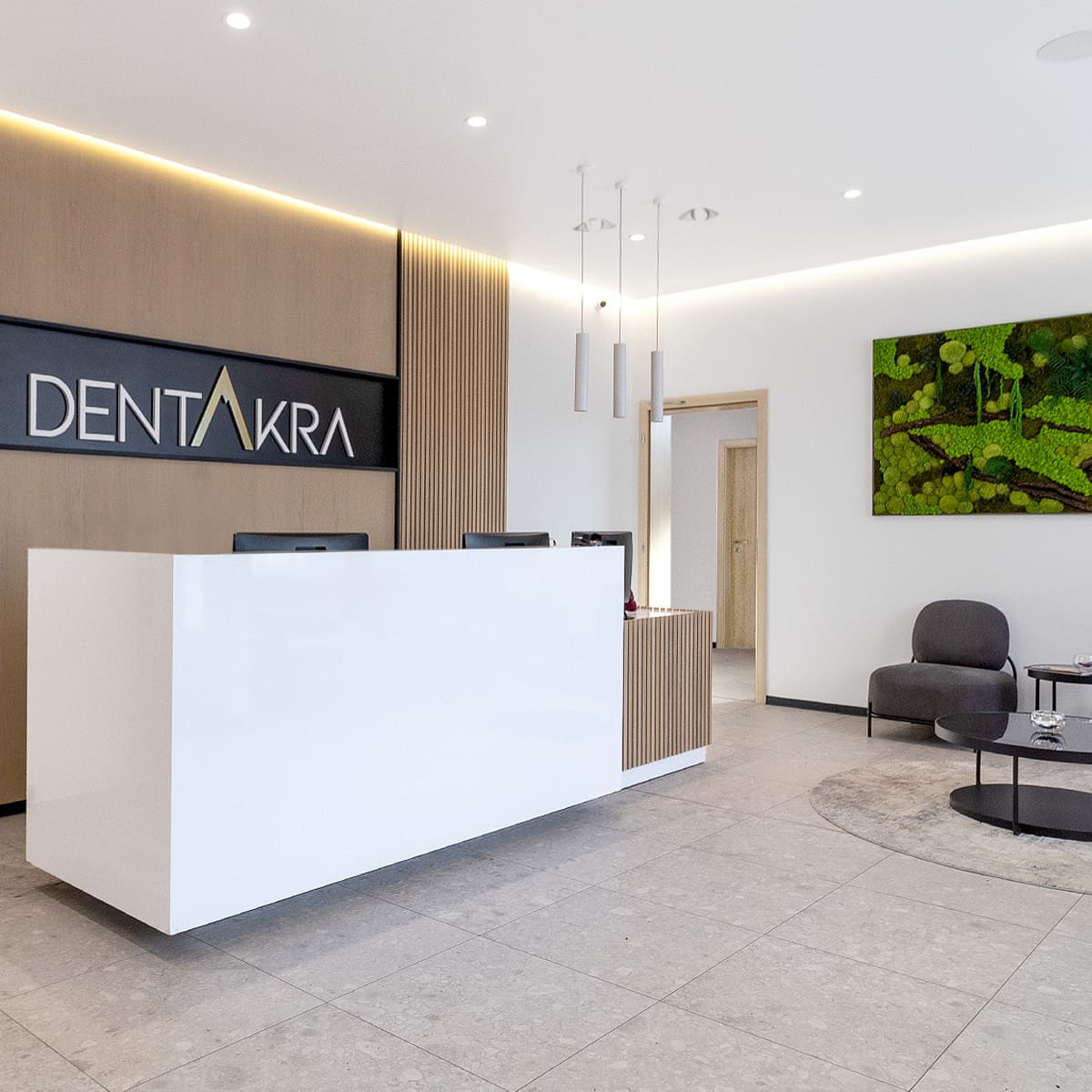 Stomatologická klinika DENTAKRA Poprad je najlepšie hodnotenou zubnou klinikou pod Tatrami