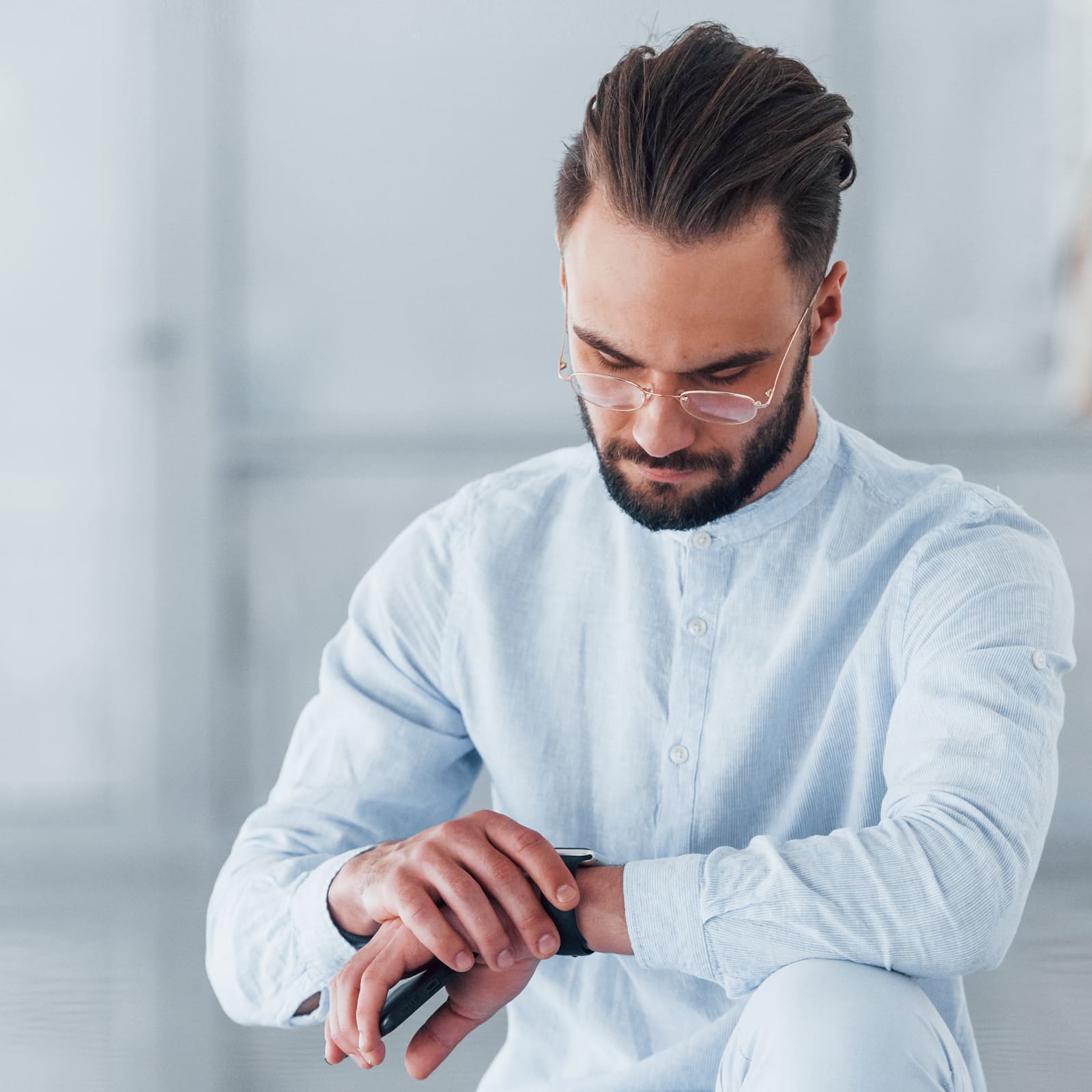 Neviditeľné zubné strojčeky Invisalign - liečba bez častých návštev ordinácie