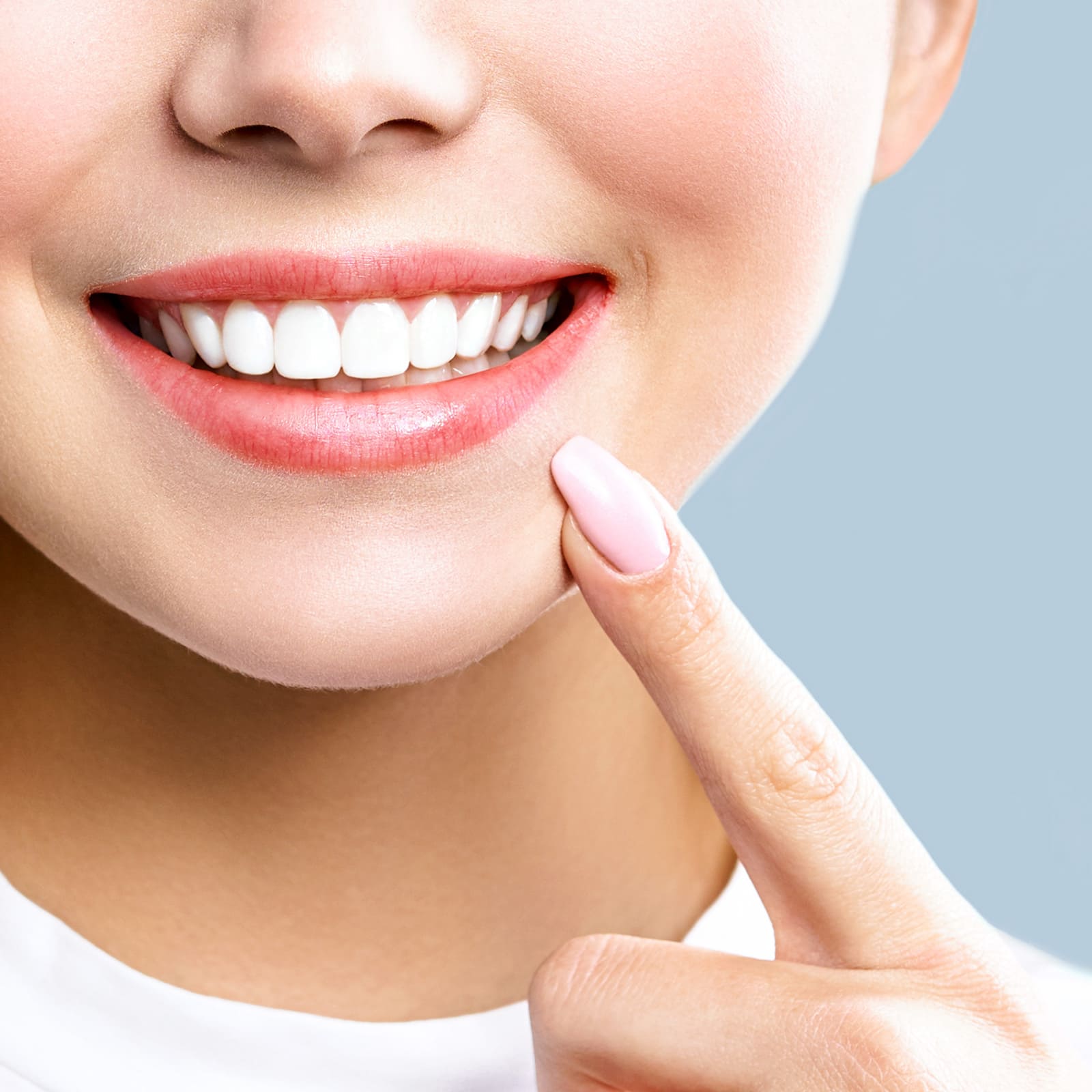 Neviditeľné zubné strojčeky Invisalign prinášajú dokonalé výsledky